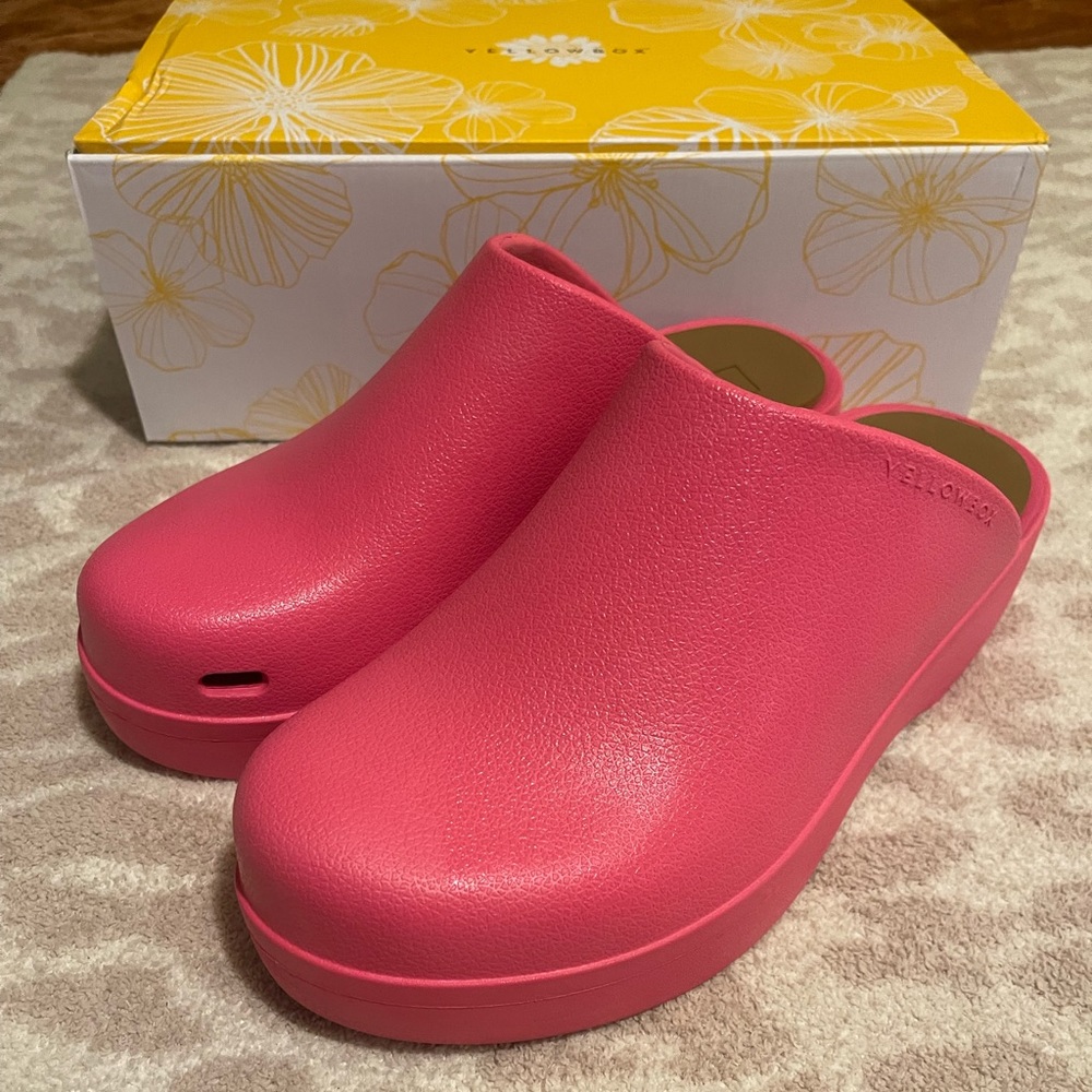 YellowBox Zippy Clog
